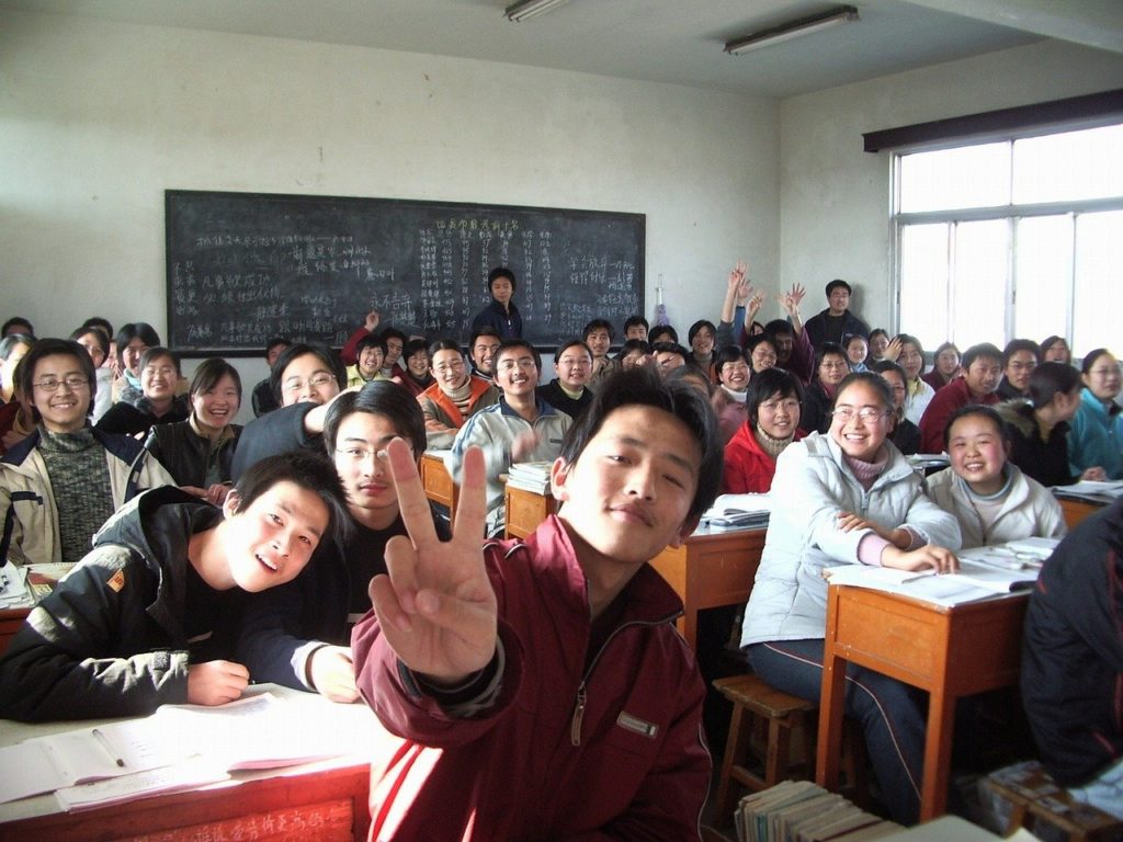 勉強したい子供のための奨学金.jpg